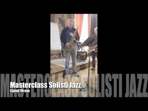 Esempio - Differenziare le frasi